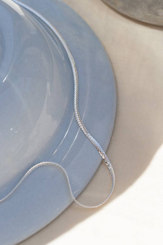 JUKSEREI FLOSETTE NECKLACE Kostenlose Rückgabe