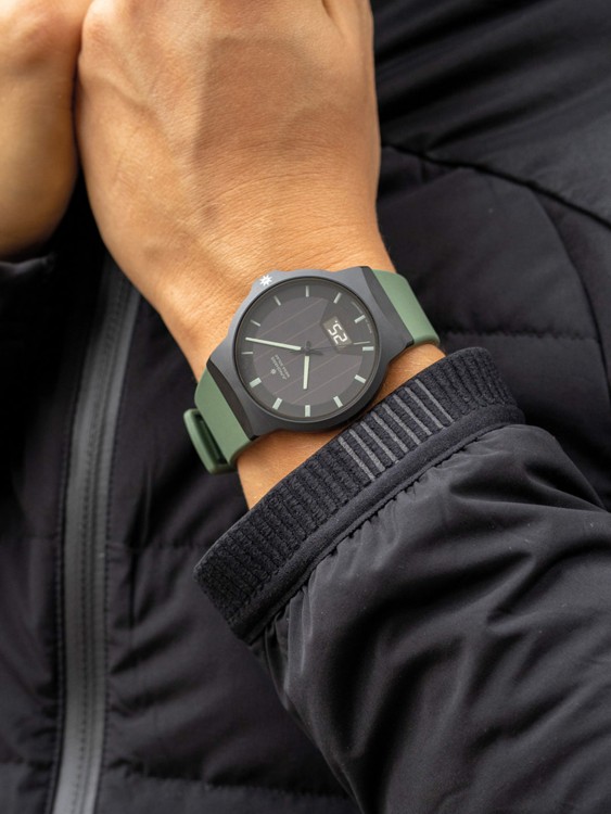 Junghans Force Mega Solar Kostenlose Rückgabe