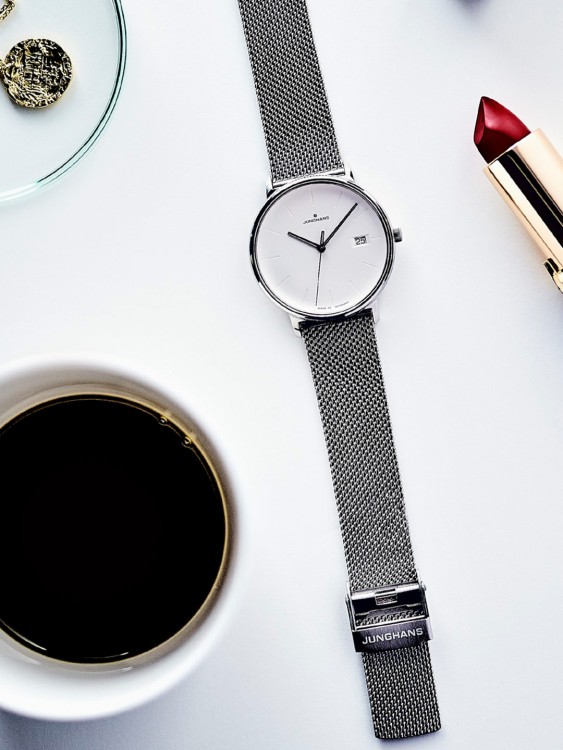 Junghans FORM Damen Sonderangebot der Fabrik