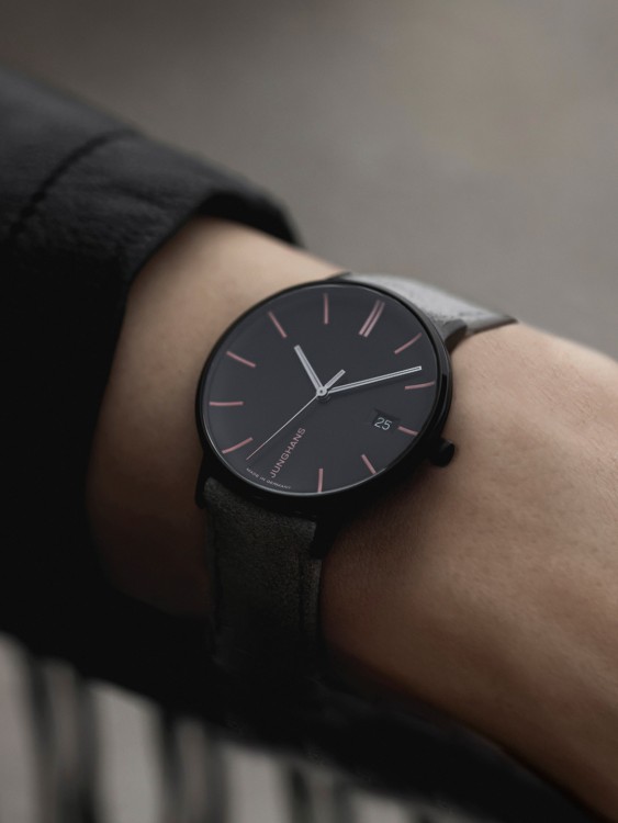 Junghans FORM Damen Bis zu 60% Rabatt