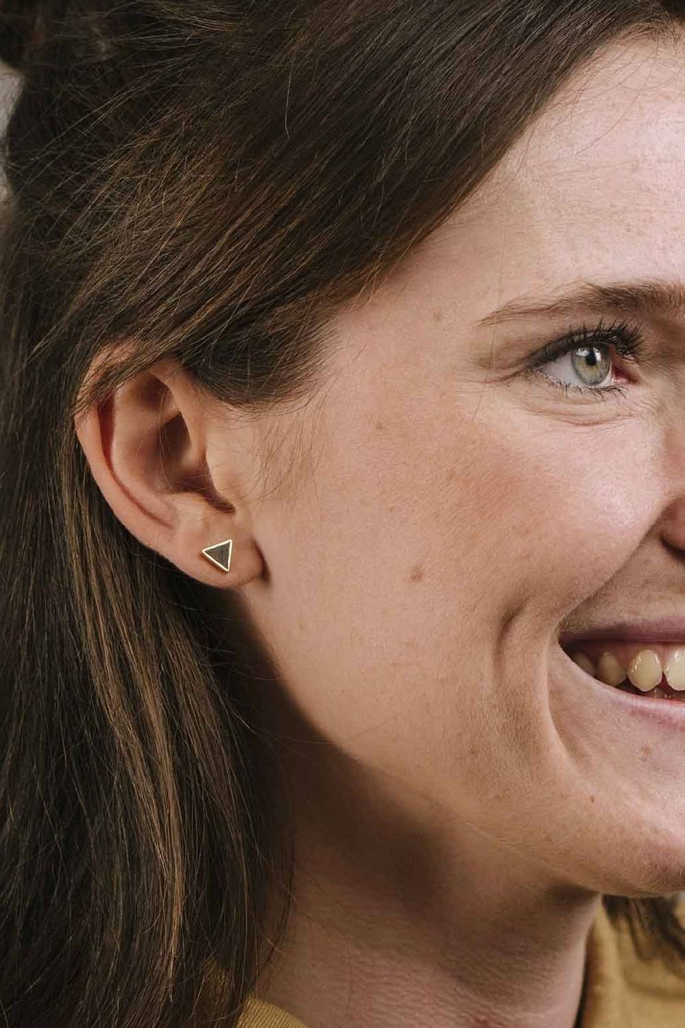 Kerbholz TRIANGLE EARRING Sandelholz Black Friday Preise