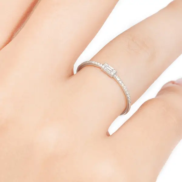 Leaf Jewelry Ring mit Diamanten, Tiny Baguette, 14K Weißgold Top Angebot