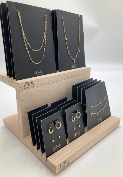 Leslii Recycled Ohrringset mit bunten Glassteinen Nur für heute