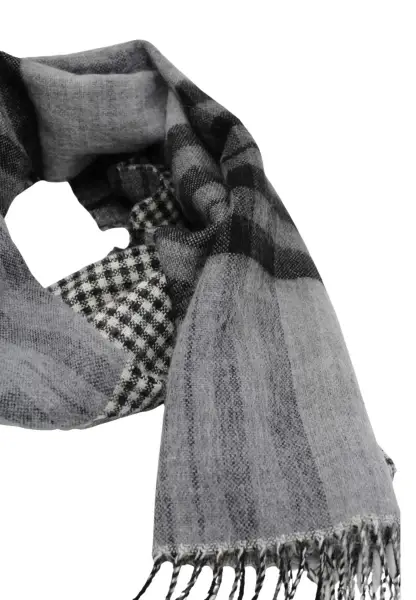 -50% SALE Leslii Schal Muster-Mix gemusterter Streifen-Muster Fransen-Schal kariert in Schwarz 50% Rabatt mit kostenlosem Versand