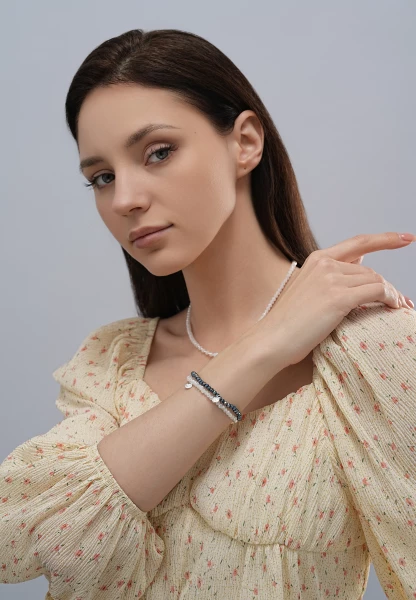 Leslii Damen-Armband Karoline Kristall Glasperlen dehnbar Weiß Begrenzte Freigabe