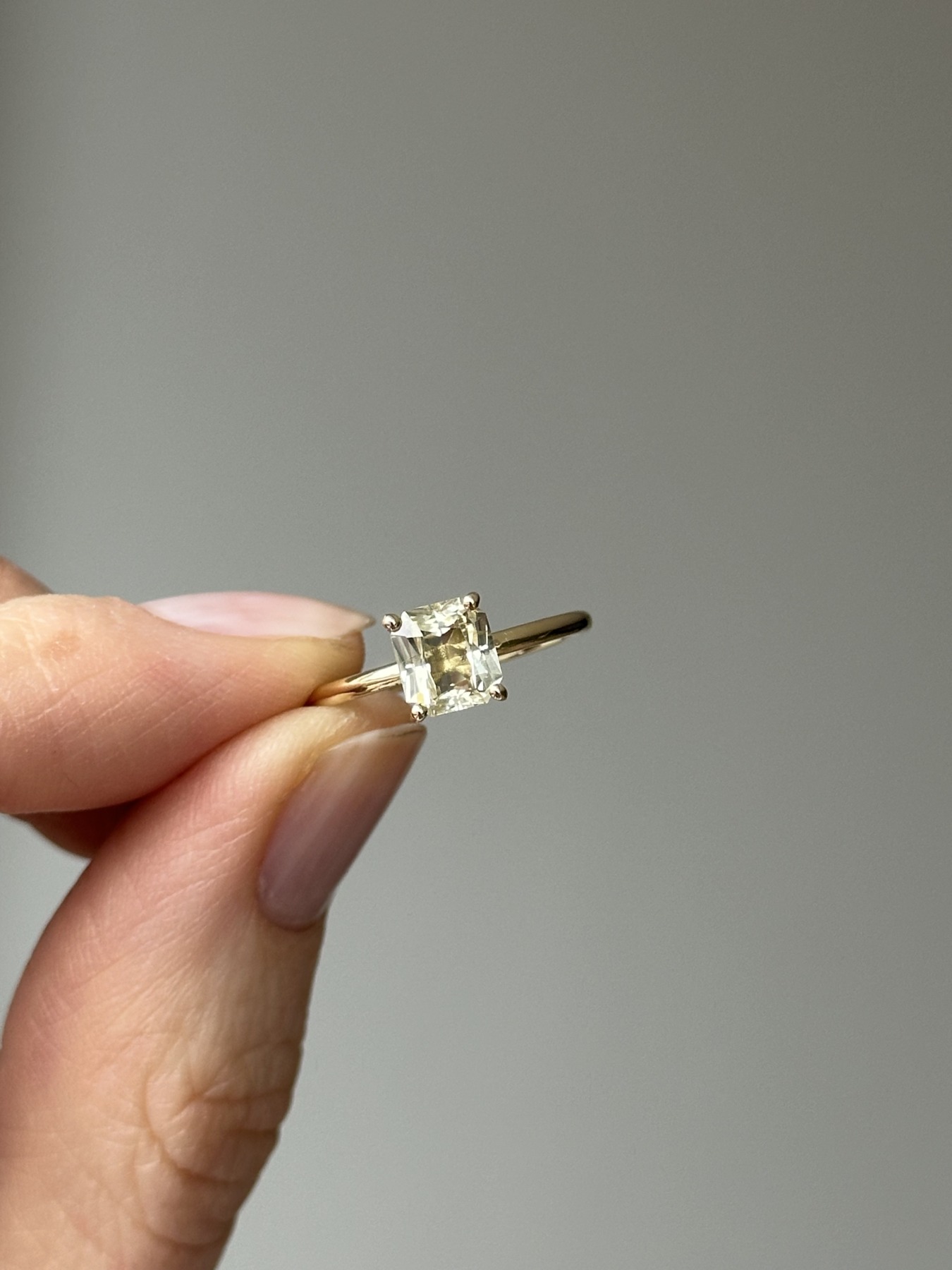 Nina Kastens Yellow Sapphire Ring Tägliche Deals