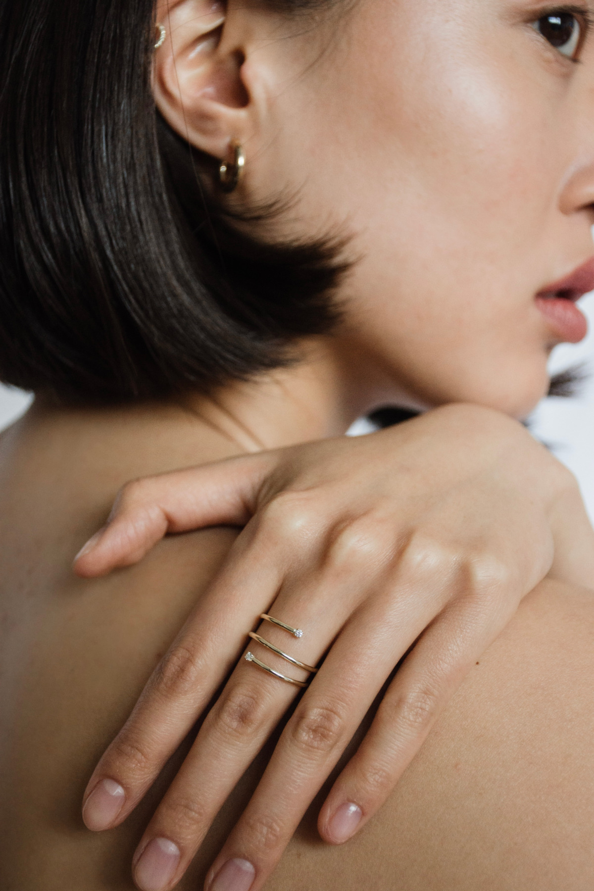 Nina Kastens Twisted Diamond Ring Sonderangebot der Fabrik