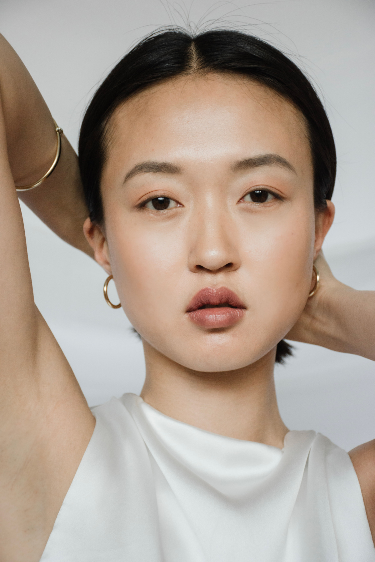 Nina Kastens Essential Gold Hoops Großer Ausverkauf