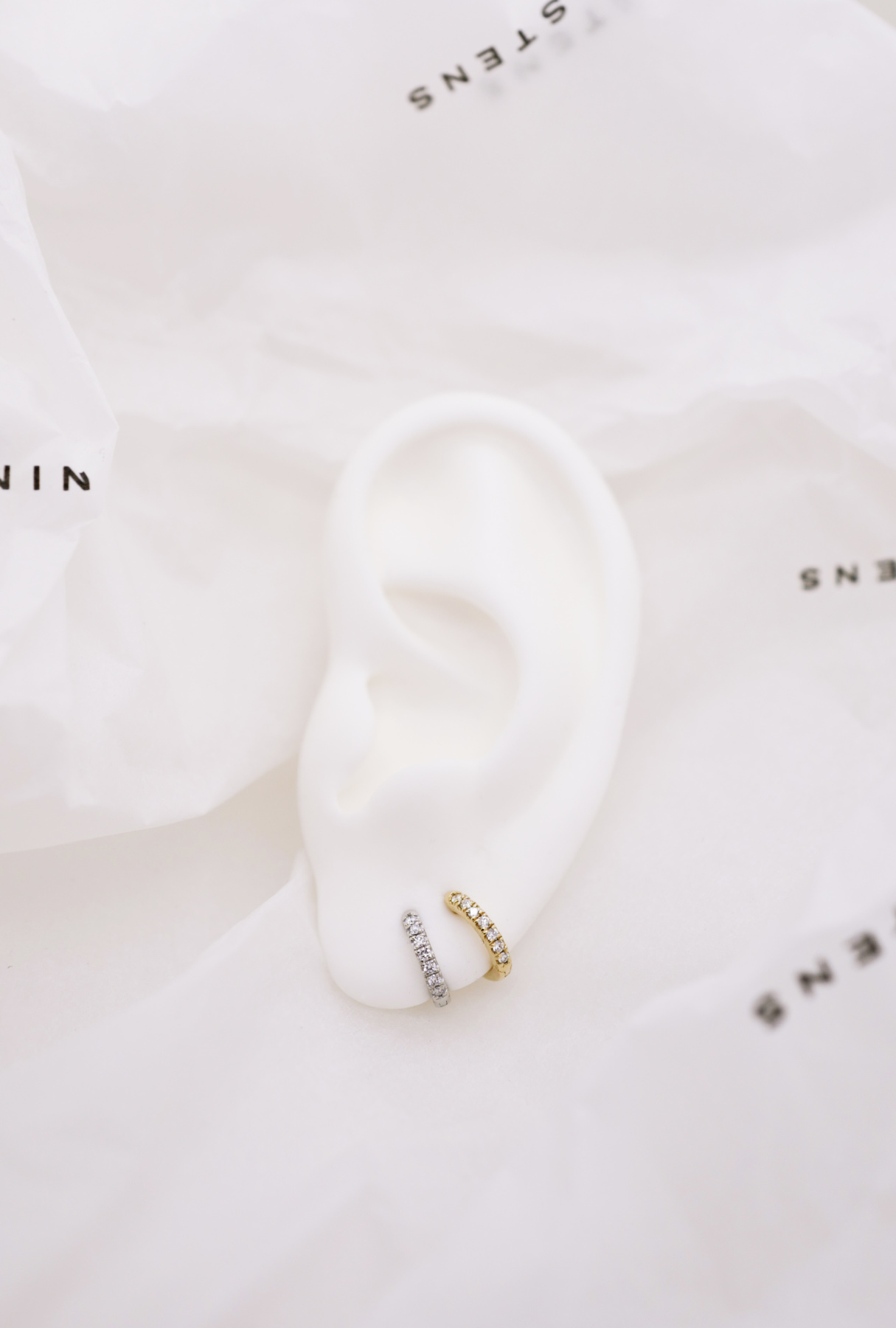 Nina Kastens Diamond Huggie White Gold Flash Sale