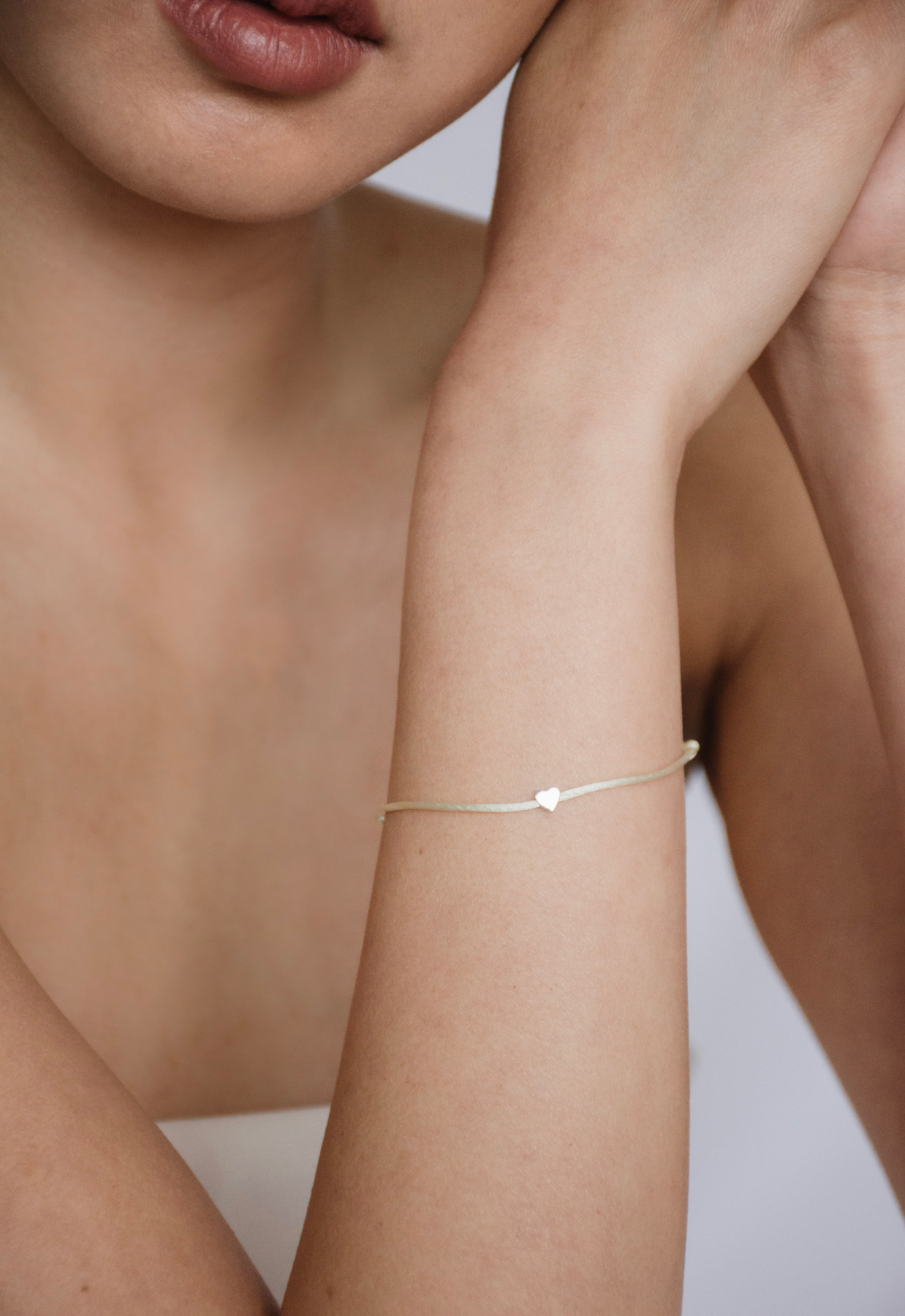 Nina Kastens Heart Bracelet White WG Heißer Verkauf