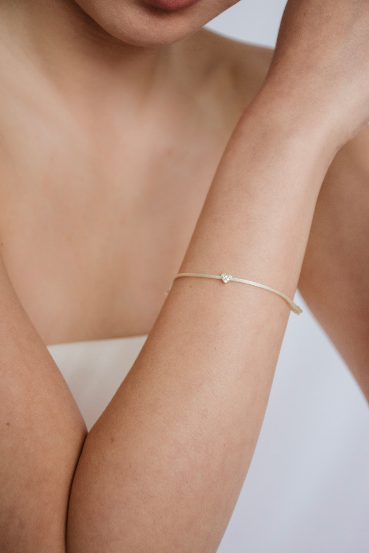 Nina Kastens Diamond Heart Bracelet White WG Top Angebot