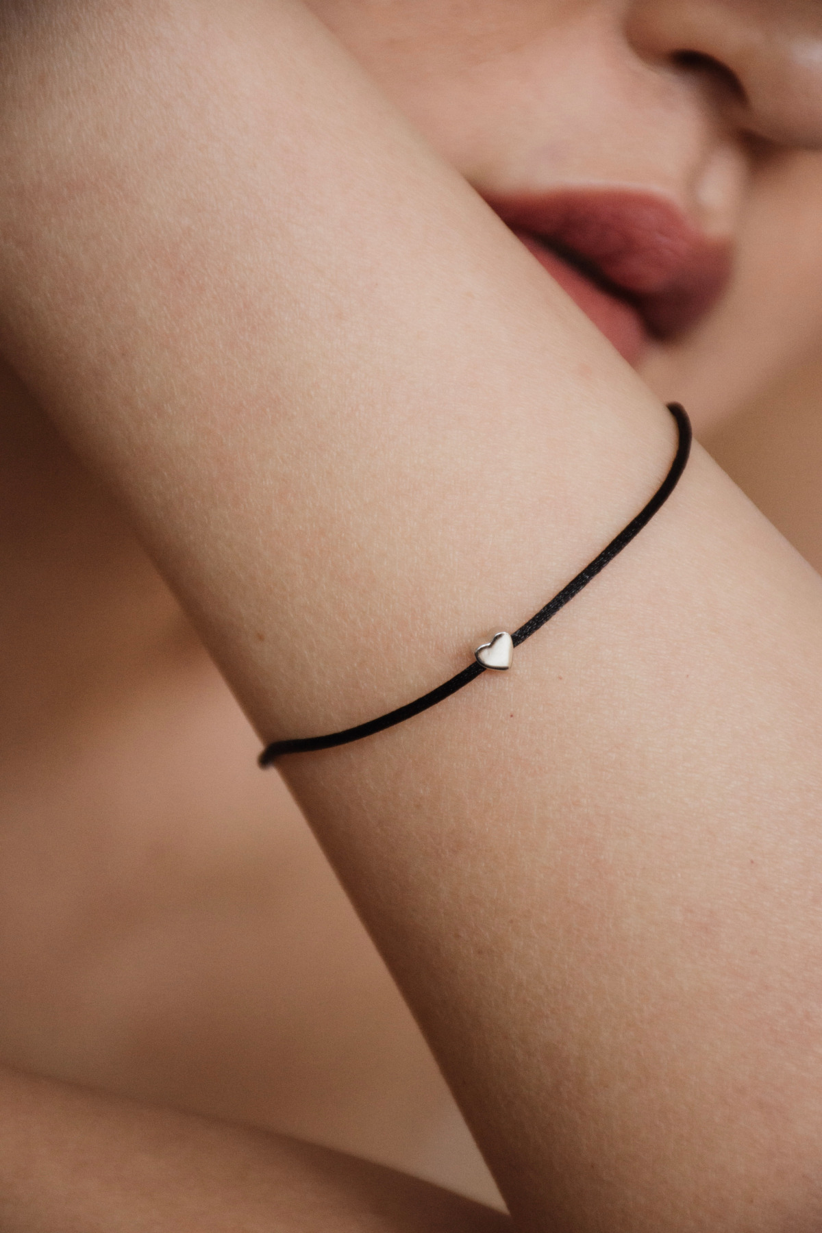Nina Kastens Heart Bracelet Black WG Neuheiten