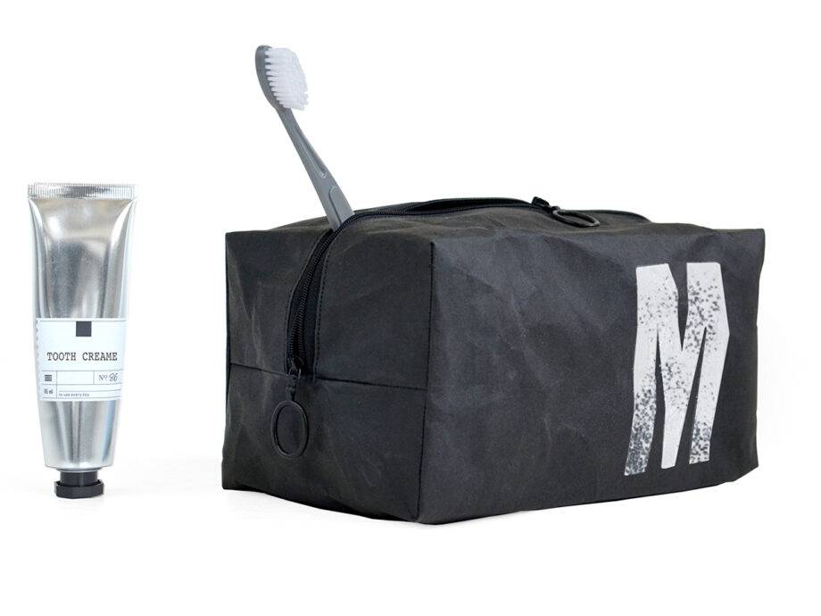 Renna Deluxe Waschtasche für den Mann, mit Monogramm Im Verkauf
