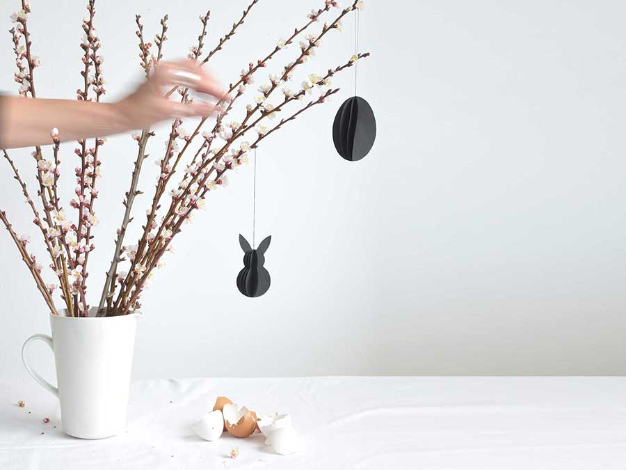 Renna Deluxe Osterei zum Anhängen in schwarz zollfrei