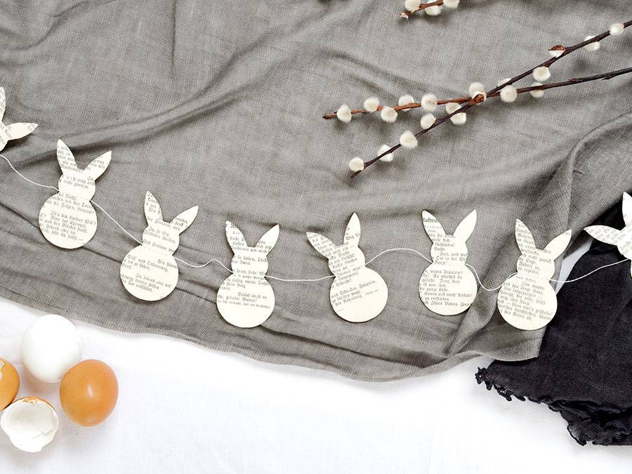 Renna Deluxe Anhänger Osterhase in Fraktur Hotsell