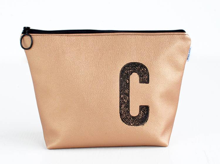 Renna Deluxe Waschtasche Metallic KUPFER mit Buchstabe, vegan Sonderangebot