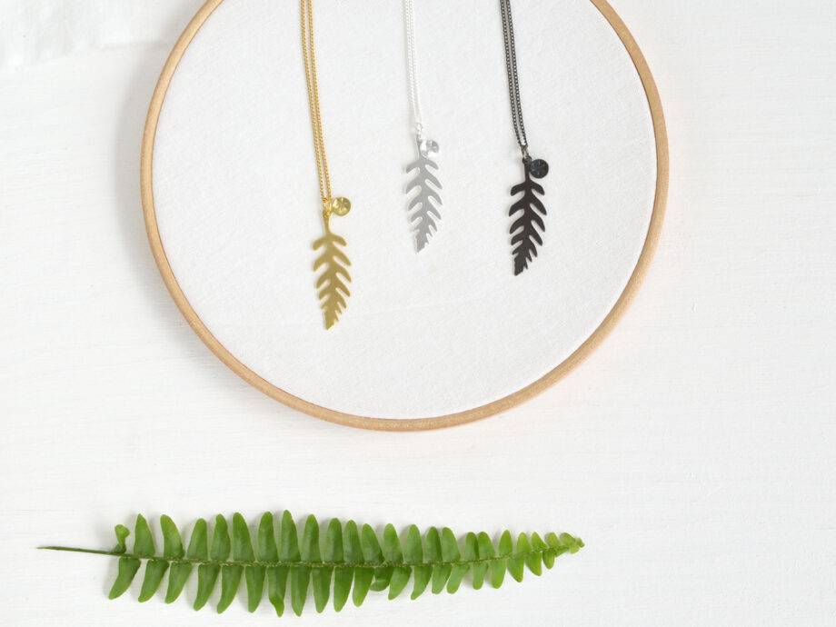 Renna Deluxe Goldende Kette mit Farn Osterangebot