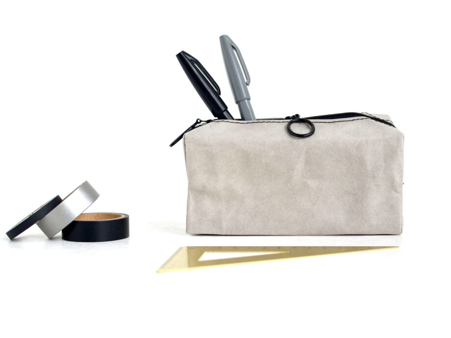 Renna Deluxe Individualisiertes Federmäppchen mit Monogramm grau Neueste Mode