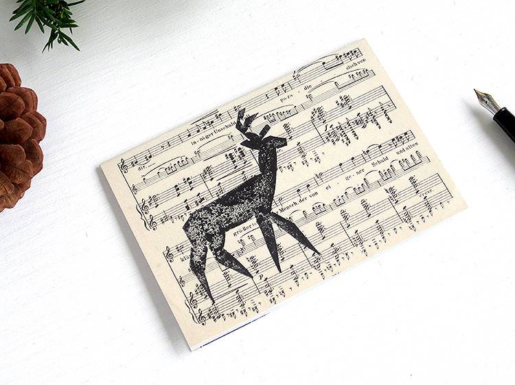 Renna Deluxe Klappkarte mit Hirsch auf Notenpapier Fabrikladen