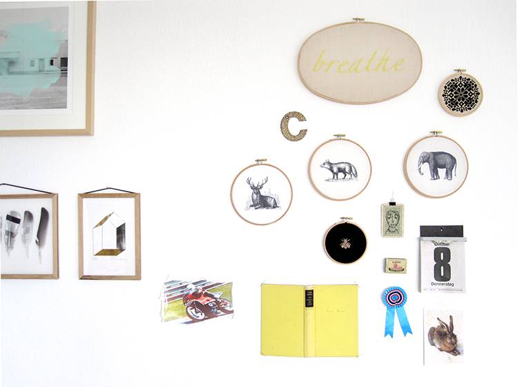 Renna Deluxe Esel _ Bild im Stickrahmen Osterangebot