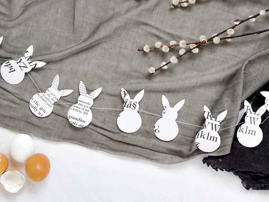 Renna Deluxe Osterhasen-Girlande in Schwarz-Weiß Letzter Tag