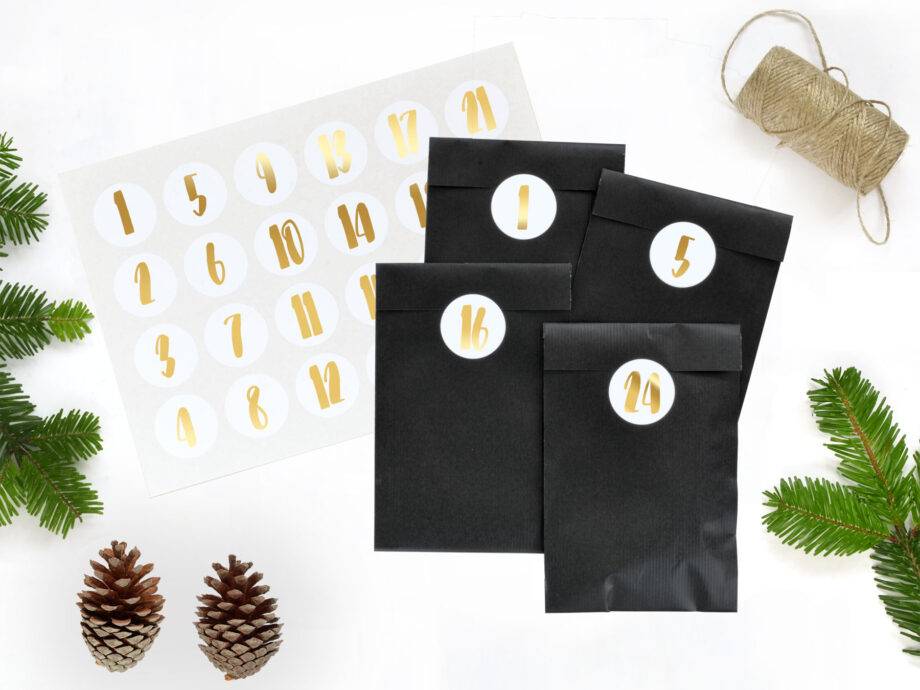Renna Deluxe Adventskalender Gold metallic mit schwarzen Tüten Vierteljährliche Förderung