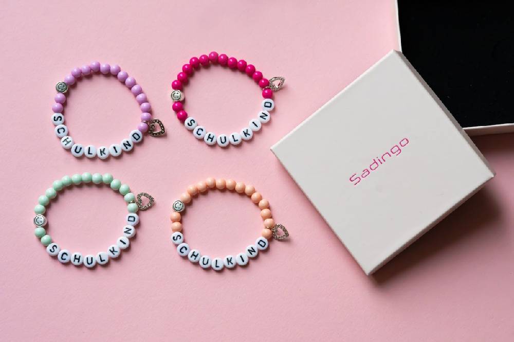 Sadingo Schulkindarmband mit Herzanhänger Online Outlet
