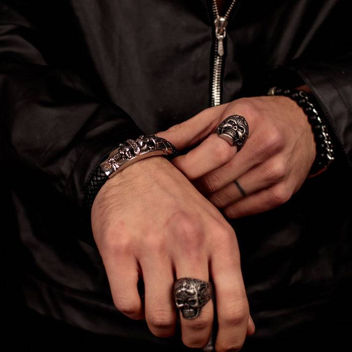 Save Brave Armband Jack mit Totenkopf aus geflochtenem Leder & Edelstahl Auslauf