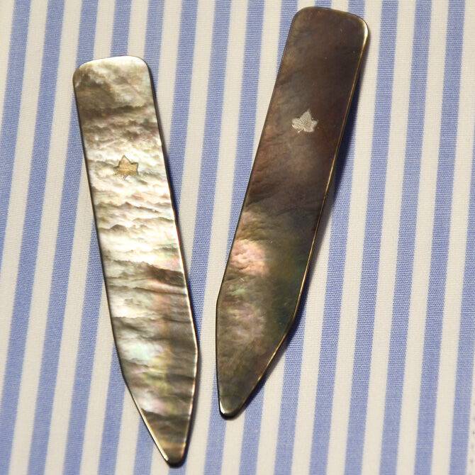 SchwesterSchwester Kragenstäbchen aus dunklem Perlmutt Speichern exportieren