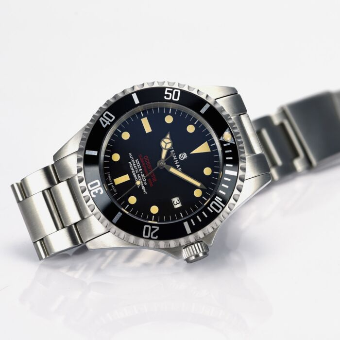 Steinhart Ocean One vintage RED Taucheruhr Sonderangebot der Fabrik